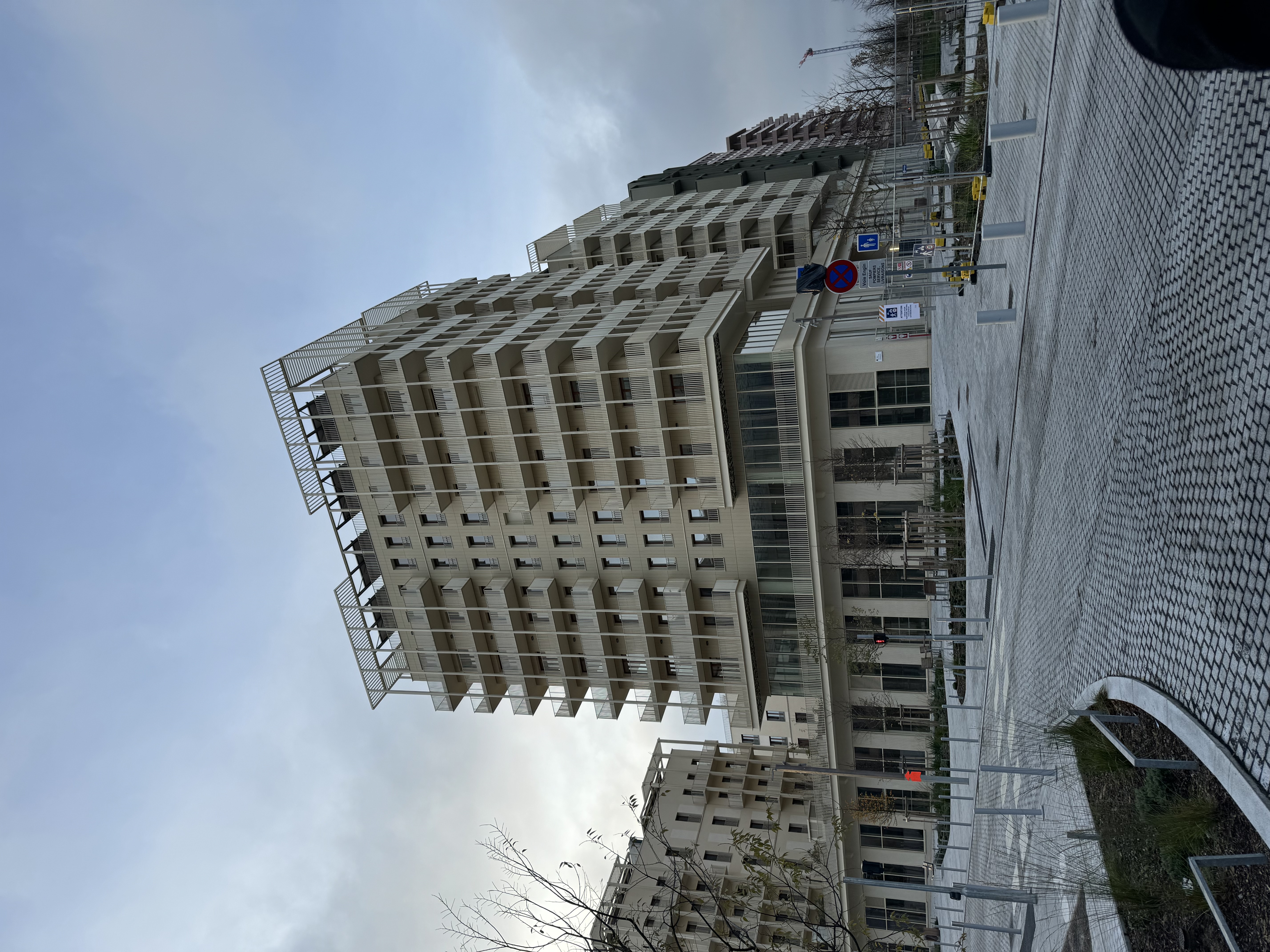 Bâtiment des athlètes reconverti en logements